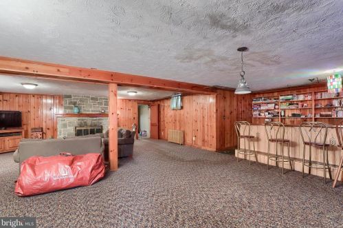 2184 Rdg Dr, Lancaster PA  17603-6150 exterior