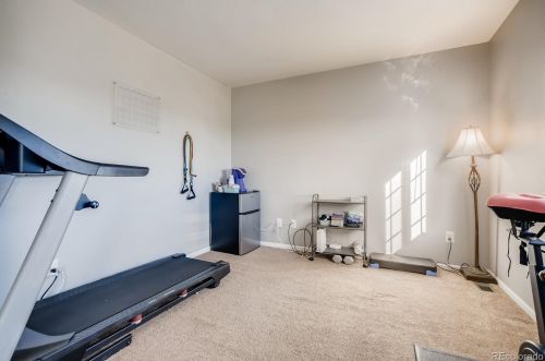 16171 Phillips Dr, Englewood CO 80112-4603 exterior