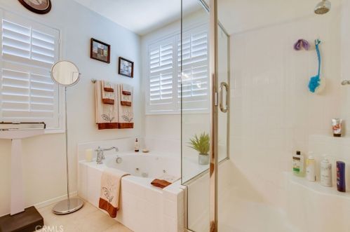 7948 Shadow Trails Ln, Riverside CA  92509-7007 exterior