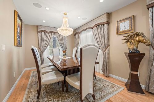 1215 Cordova Ave, Glendale CA  91207-1734 exterior