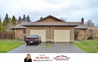 285 9th St, Lebanon OR  97355-2118 exterior