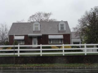6 Berwick Way, Piscataway NJ  08854-5113 exterior