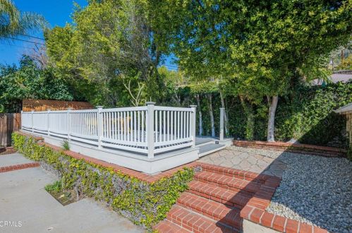 1631 Thompson Ave, Glendale CA  91201-1231 exterior
