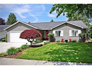 2608 23rd Pl, Seattle, WA 98056-8349