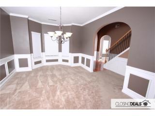 7011 Misttop Loop, Fairburn GA  30213-3061 exterior
