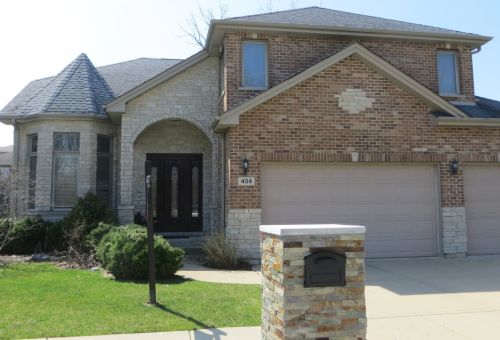 454 Dunlay St, Wood Dale, IL 60191-2126