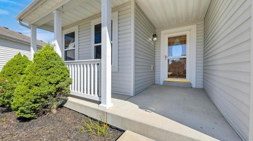 1204 Oakholt Ct, Herculaneum, MO 63048-1722