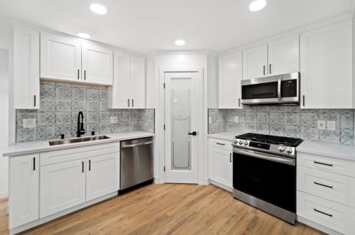 156 4 Ave, Chula Vista CA  91910-1707 exterior