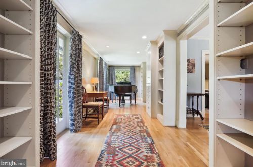 1310 Noyes Dr, Silver Spring MD 20910-2224 exterior