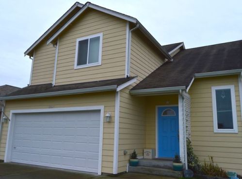 16627 Greenleaf Ave, Yelm, WA 98597-8827