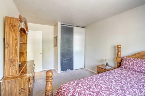 1060 Naples Way, Aurora CO 80017-3170 exterior