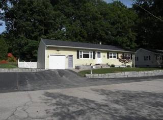 20 Raleigh Dr, Nashua, NH 03062-3224