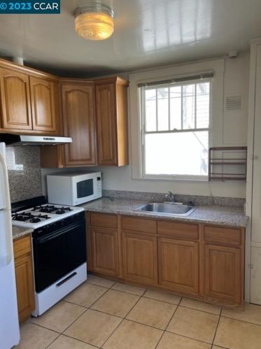 1433 Walnut St, Berkeley CA  94709-1404 exterior