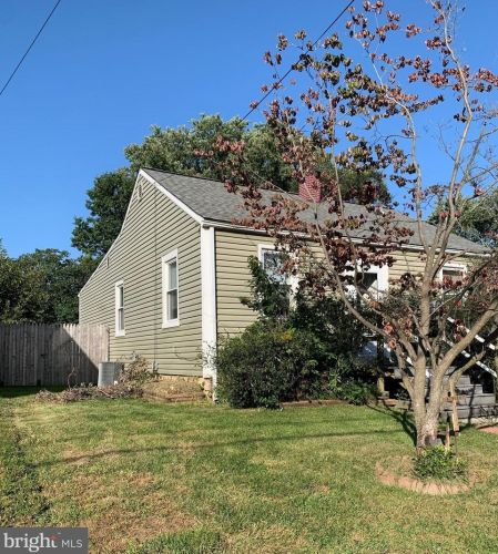69 Smith Ave, Aberdeen, MD 21001-3735