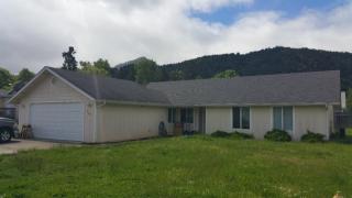 326 Outback Ln, Glendale, OR 97442-9694