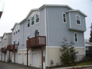 12405 10th Ln, Seattle, WA 98146-2798