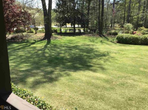 6 Old Ivy Rd, Stockbridge GA  30281-2130 exterior