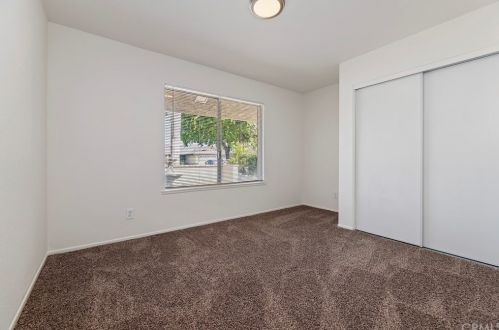 9850 Mcnicholl Dr, Riverside CA  92503-5521 exterior