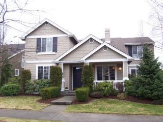 7224 Fairway Ave, Snoqualmie, WA 98065-9772