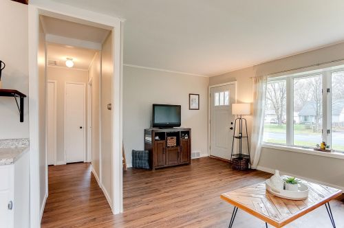 2120 Dorothy Ave, Saint Paul MN  55110-4718 exterior