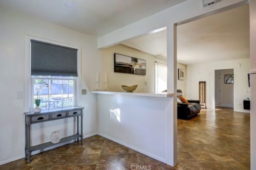 2062 Flower St, Santa Ana CA 92706-1928 exterior