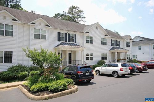 331 Quarry Rd, Charlottesville, VA 22902-3300