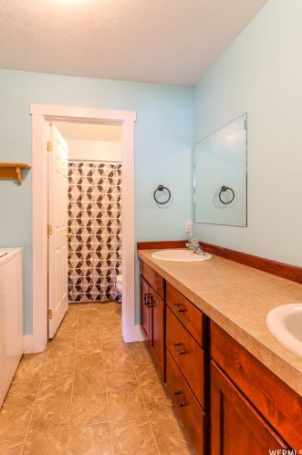 557 2400, Vernal UT  84078-8253 exterior