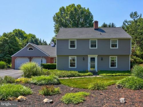 2606 Beechwood Rd, Lancaster, PA 17601-4802
