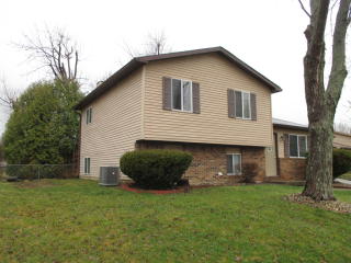 5812 Coppock Ln, Indianapolis IN  46221-4103 exterior