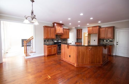 5170 Halcyon Dr, Atlanta GA  30349-1594 exterior