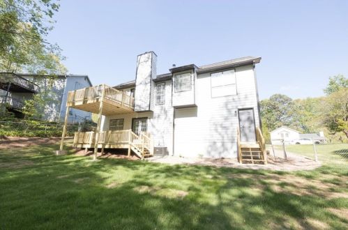 5574 Princeton Oaks Ln, Buford, GA 30518-2362