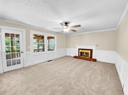 4604 Villa Chase Dr, Marietta, GA 30068-2038