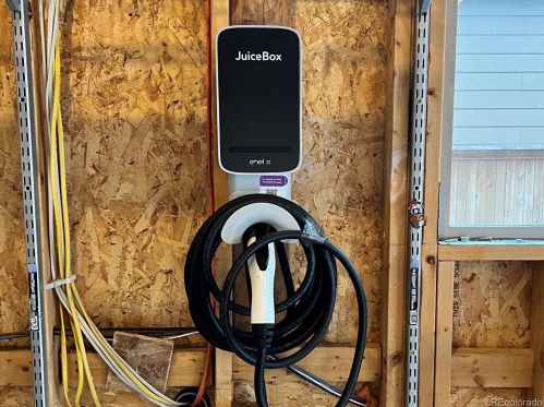 8735 55th Ave, Denver CO  80238 exterior