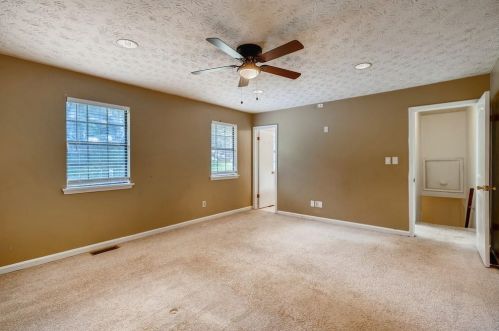 202 Farmbrook Pkwy, Stockbridge GA  30281-1157 exterior