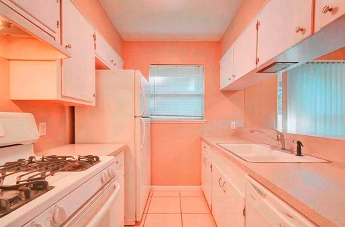 2302 Barton Skwy, Austin TX  78704-4704 exterior