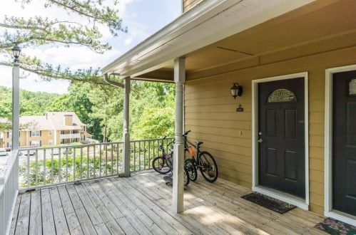 3961 Riverlook Pkwy, Marietta, GA 30067-4519
