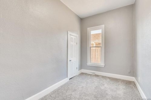 255 4th Ave, Denver CO  80203-4007 exterior