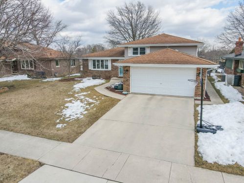 17025 Creekside Ave, Tinley Park, IL 60487-2235
