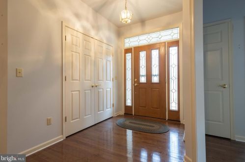 209 Sutherland Rd, Lancaster PA  17603-9053 exterior