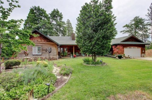15832 Airport Rd, Cherokee, CA 95959-9402
