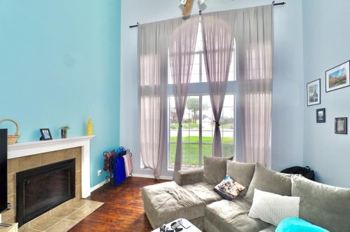 2422 Whispering Cv Cir, Garland TX exterior