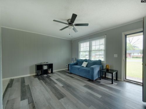 2309 Camelia St, Cayce-West Columbia, SC 29033-2509