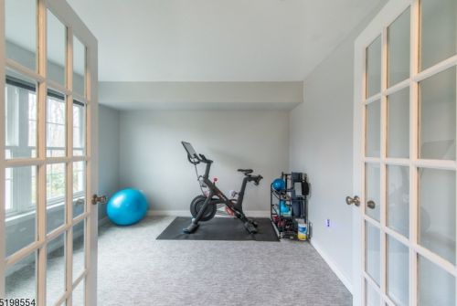 605 Tulsa Ct, Hackettstown NJ  07840-1694 exterior