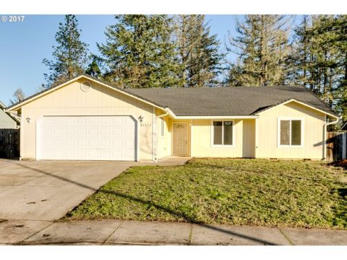 87633 Oak Island Dr, Veneta, OR 97487-8714