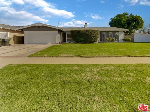 624 Hilda St, Anaheim CA  92806-4305 exterior