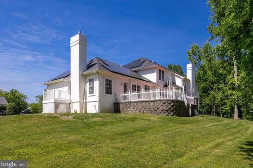 265 Mt Laurel Rd, Mount Laurel NJ  08054-9557 exterior
