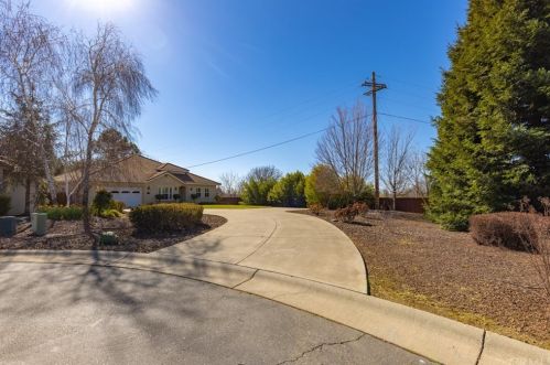 10696 Player Ln, Chico, CA 95928-7420