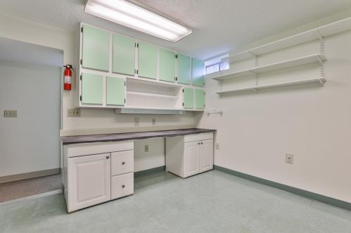 38 Scottsdale Dr, Hudson NH  03051-3750 exterior