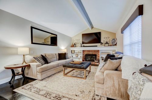 8754 Phillips Pl, Englewood CO 80112-3350 exterior