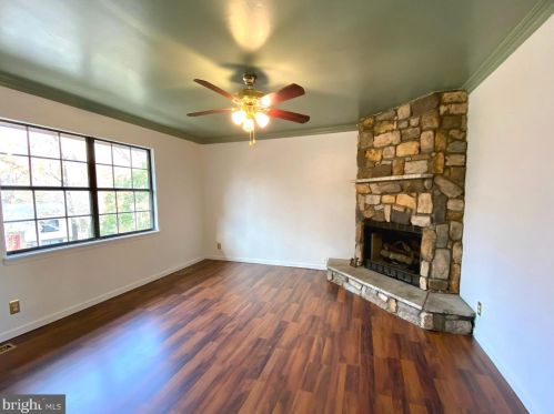 11604 Rutherford Dr, Fredericksburg, VA 22407-6499